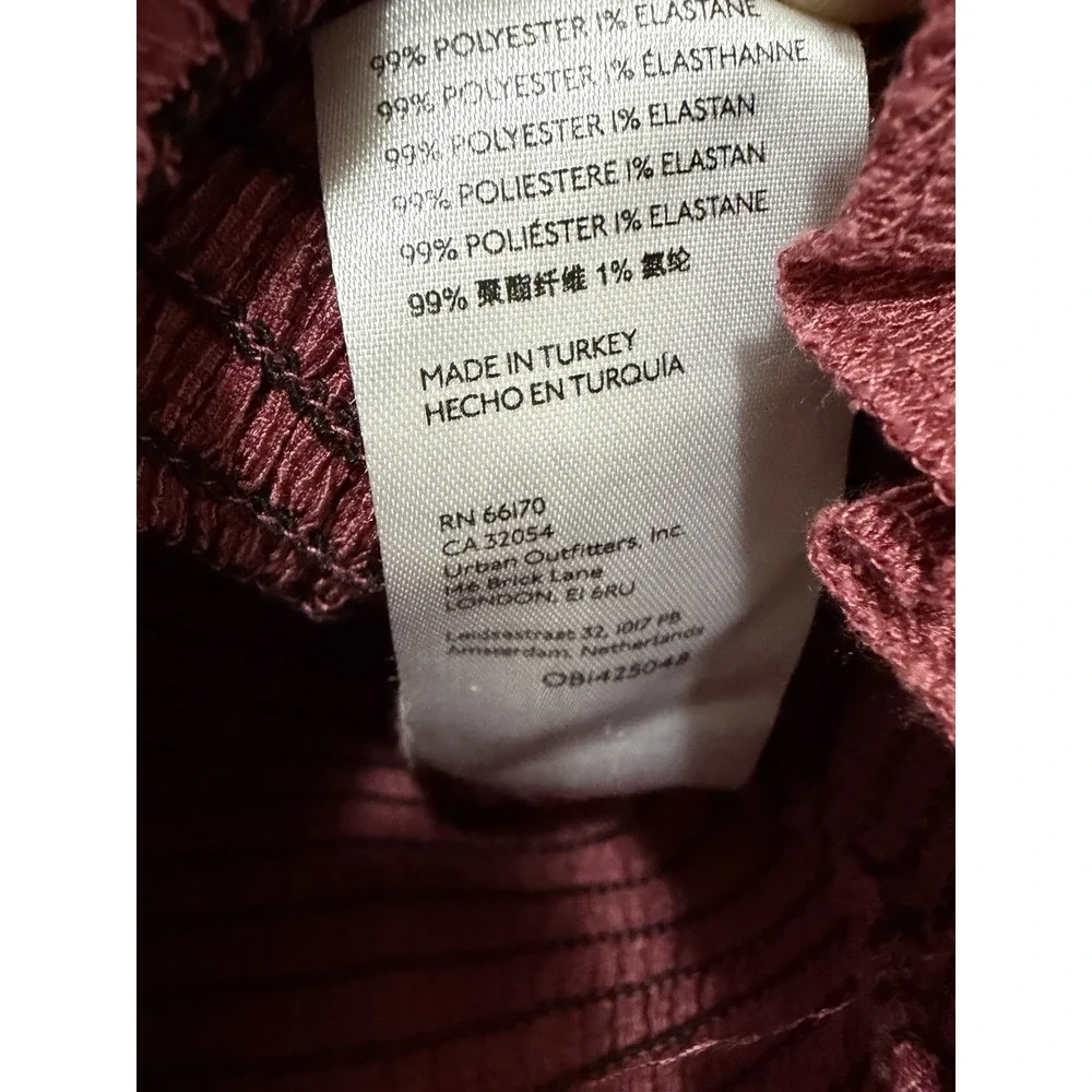 Anthropologie XS Smocked Puff Sleeve Top Burgundy Ruffle Romantic Boho Blouse